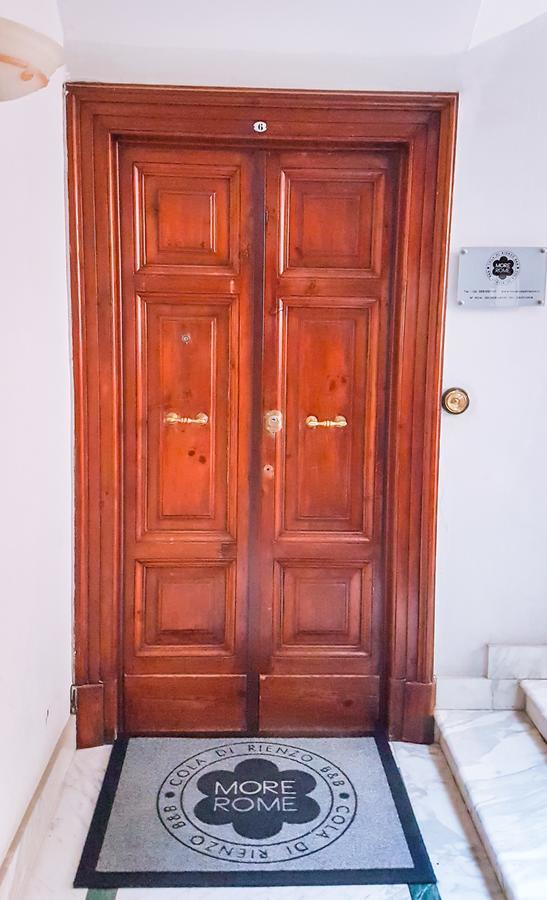 Cola Di Rienzo Bed and breakfast 2*