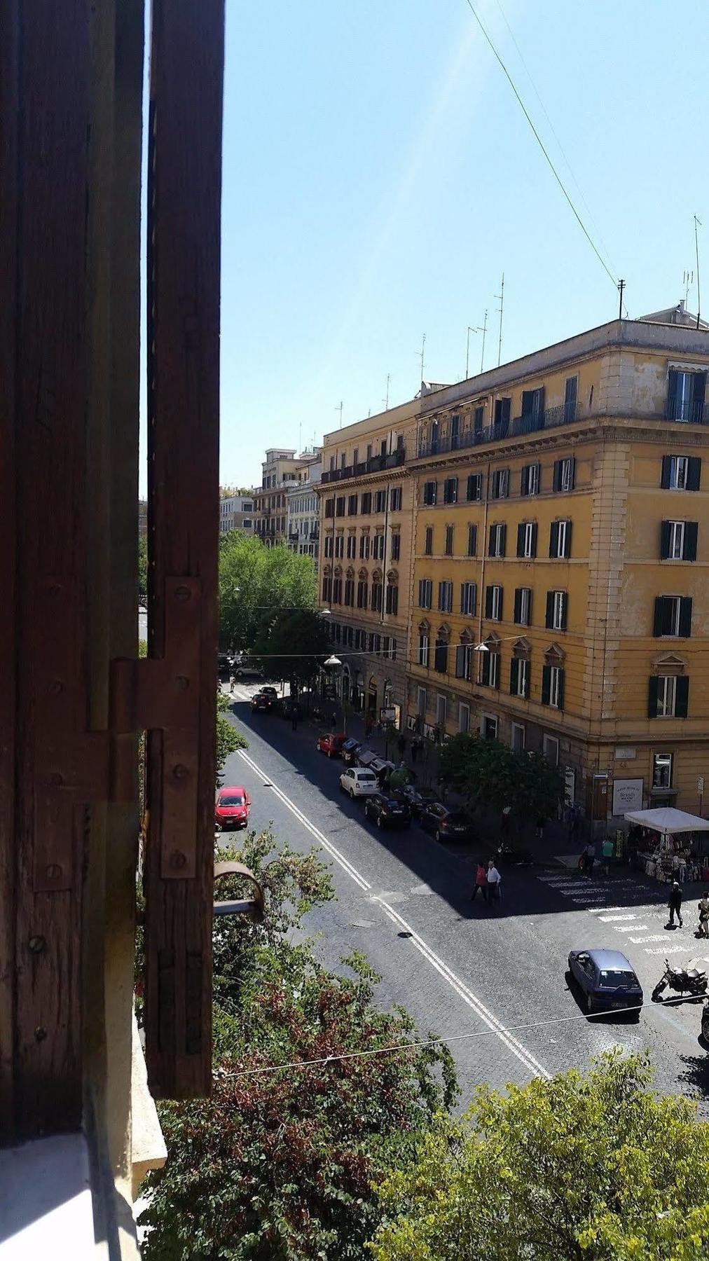 Cola Di Rienzo Bed and breakfast Roma